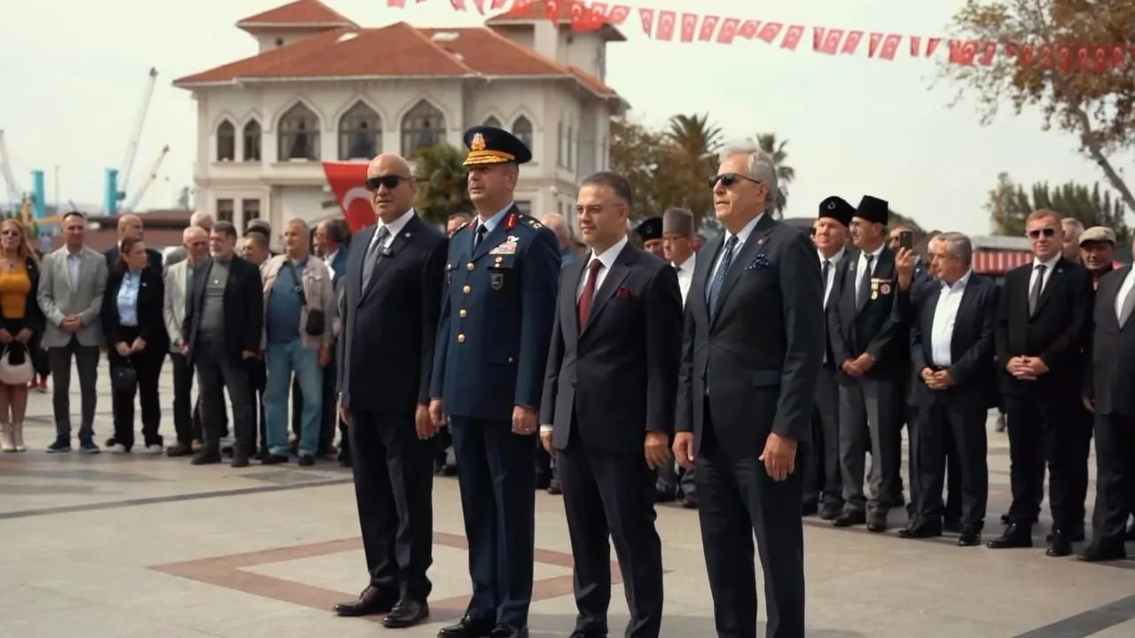 Atatürk’ün Bandırma’ya gelişinin 101’inci yılı törenlerle kutlandı